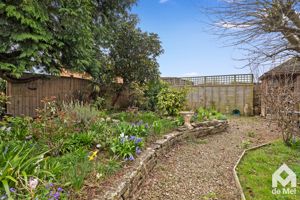 Photo 16- click for photo gallery